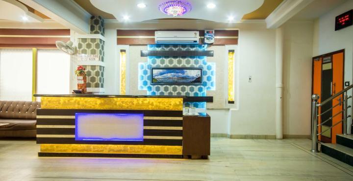 Fabexpress Alpine Hotel Agra  Kültér fotó