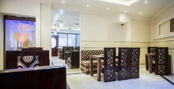 Fabexpress Alpine Hotel Agra  Kültér fotó