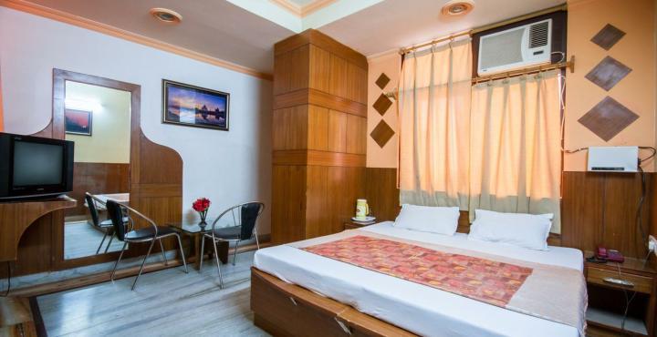Fabexpress Alpine Hotel Agra  Kültér fotó