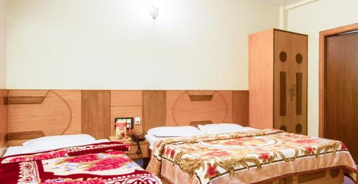 Fabexpress Alpine Hotel Agra  Kültér fotó