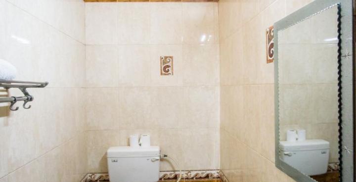 Fabexpress Alpine Hotel Agra  Kültér fotó