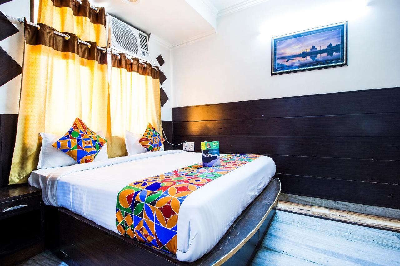 Fabexpress Alpine Hotel Agra  Kültér fotó